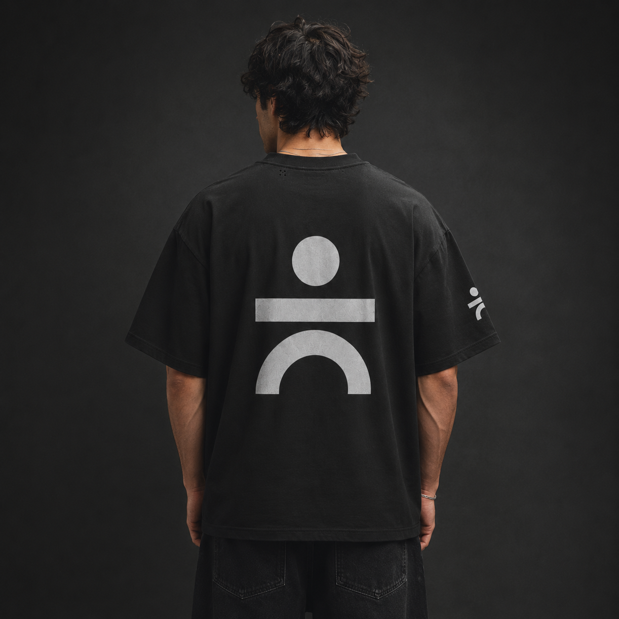 Buiac Rec Model 1 Tee back model